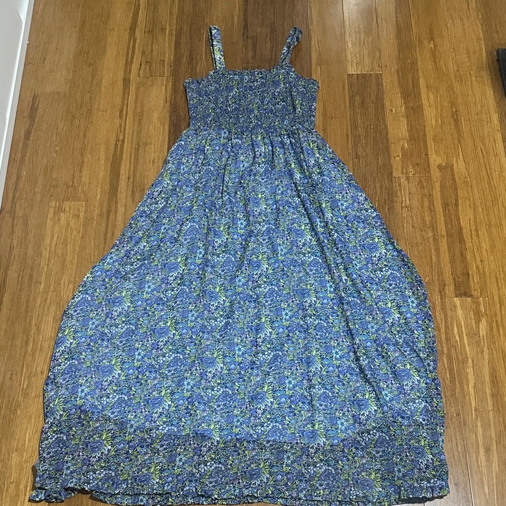 LAST CHANCE OFFER: Chic Blue Floral Maxi Dress